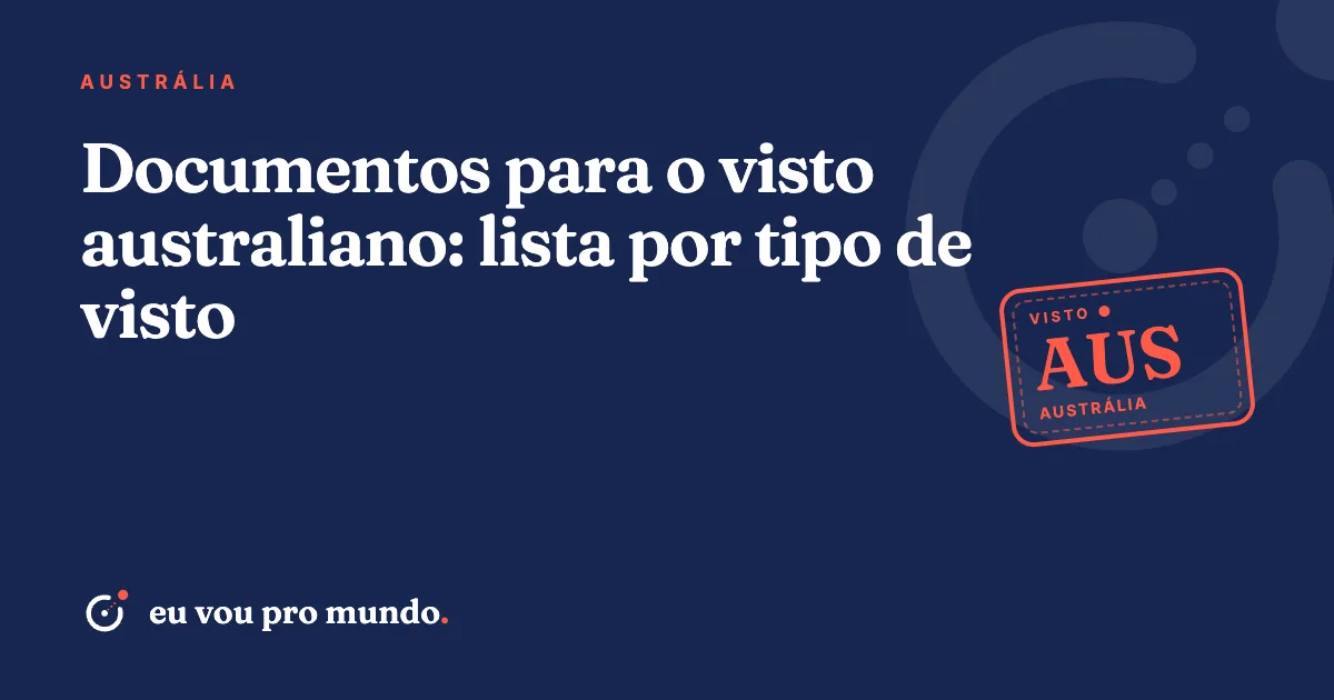 Passaporte brasileiro, extratos bancários e notebook aberto no ImmiAccount para pedido de visto australiano