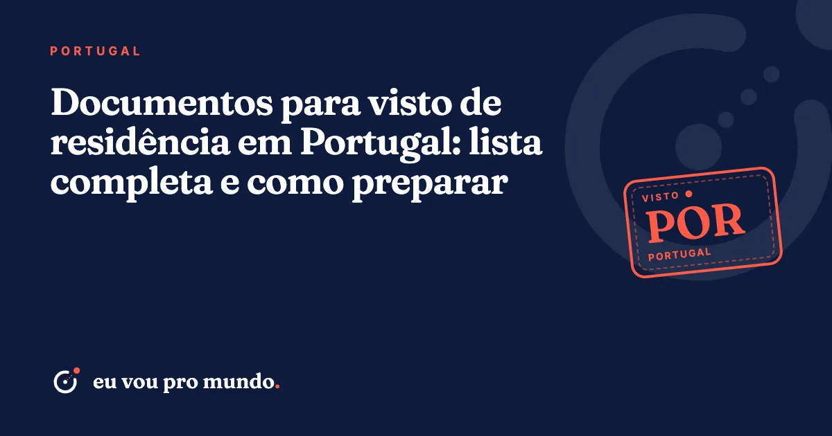 Passaporte brasileiro, certidão apostilada, fotos e extratos organizados para pedido de visto de residência em Portugal