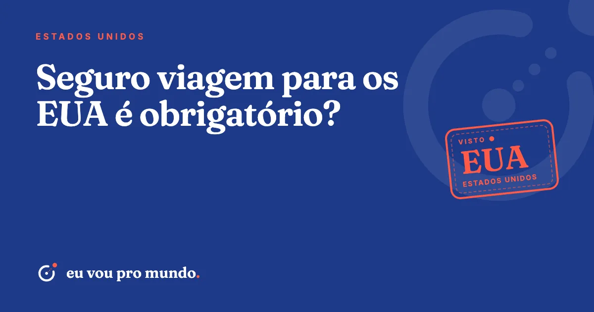 Família brasileira com passaportes e malas no aeroporto conferindo a apólice de seguro viagem antes de embarcar para os EUA