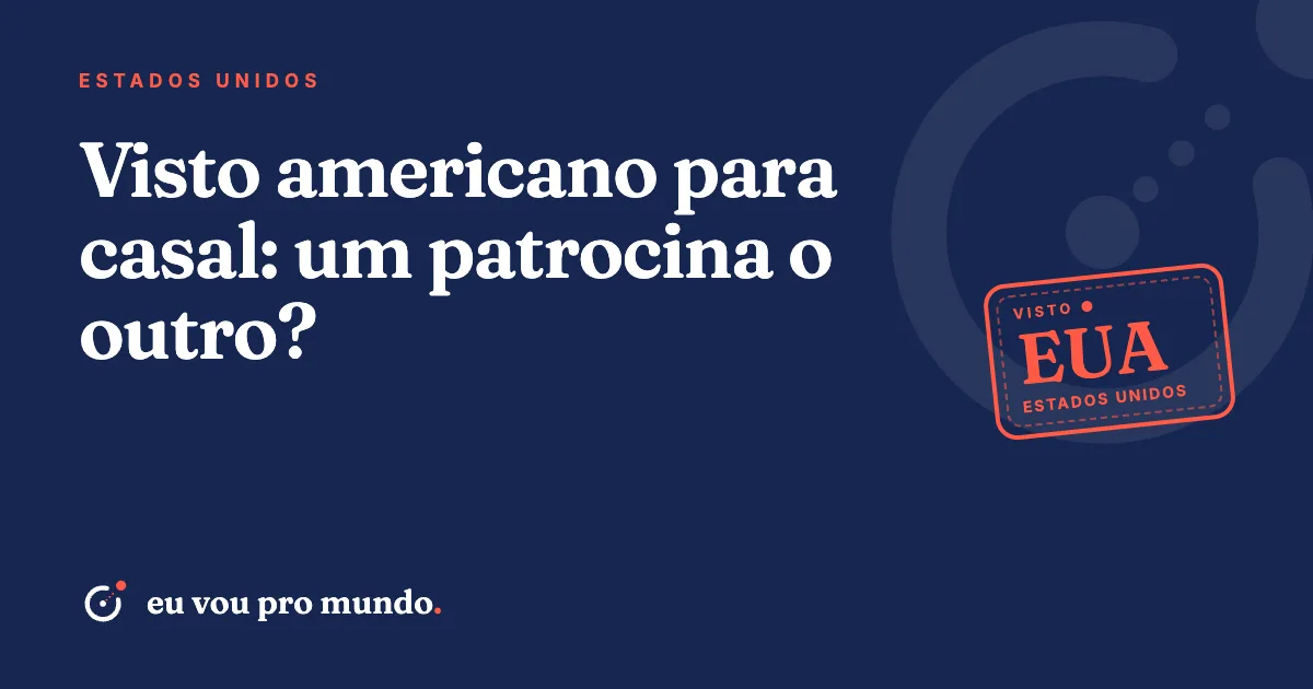 Casal brasileiro sentado à mesa conferindo passaportes e formulários DS-160 para o visto americano